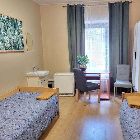 Hostel Gliwice Centrum Parking エクステリア 写真