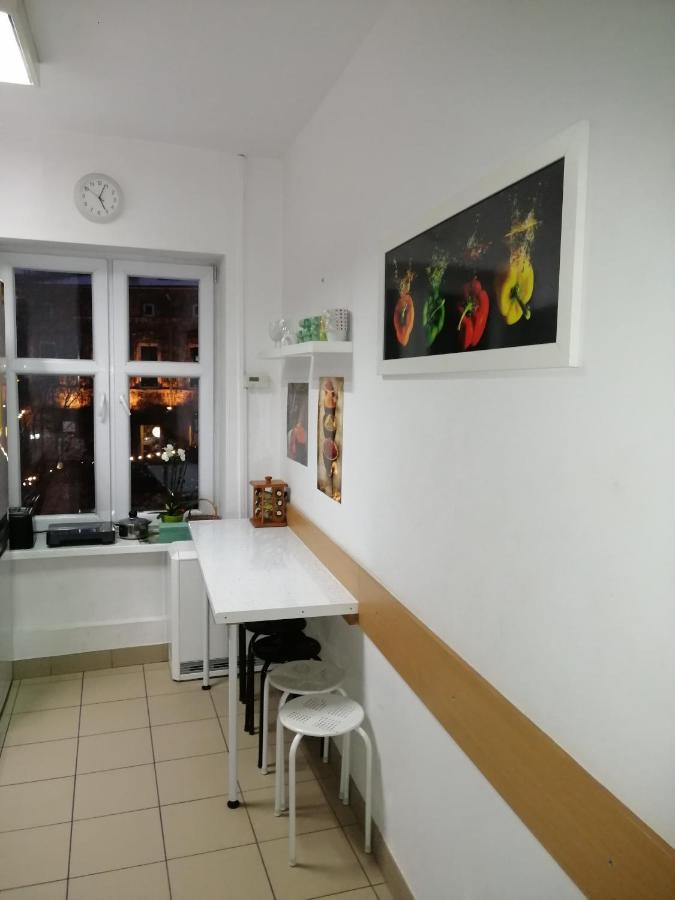 Hostel Gliwice Centrum Parking エクステリア 写真