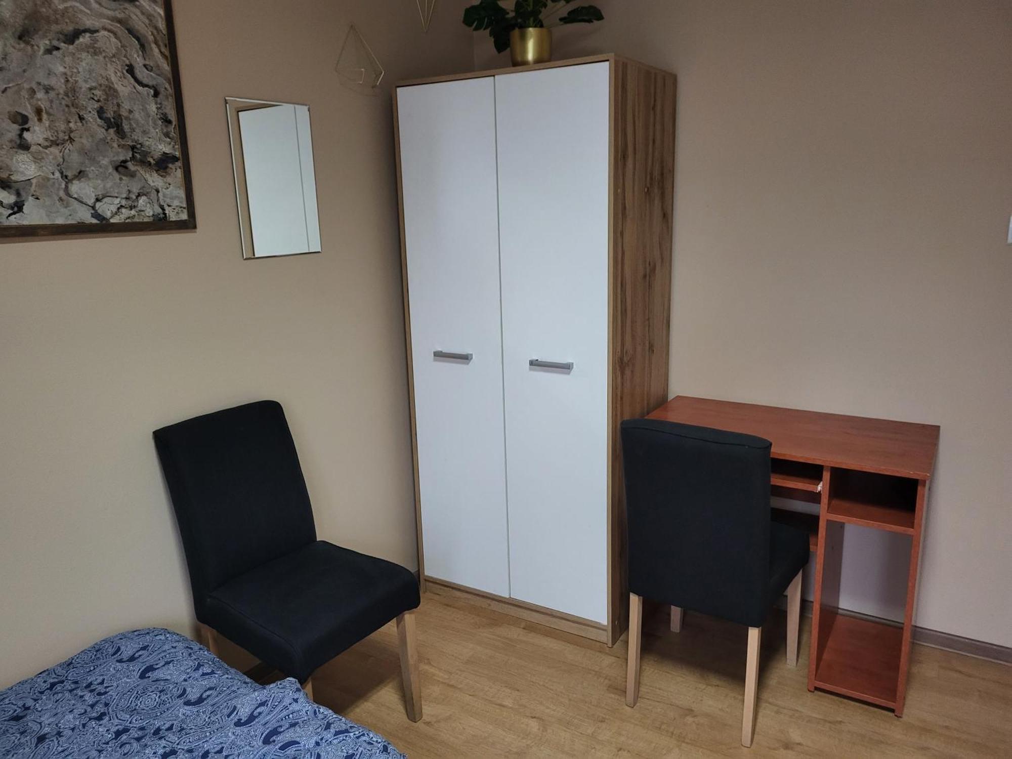 Hostel Gliwice Centrum Parking エクステリア 写真